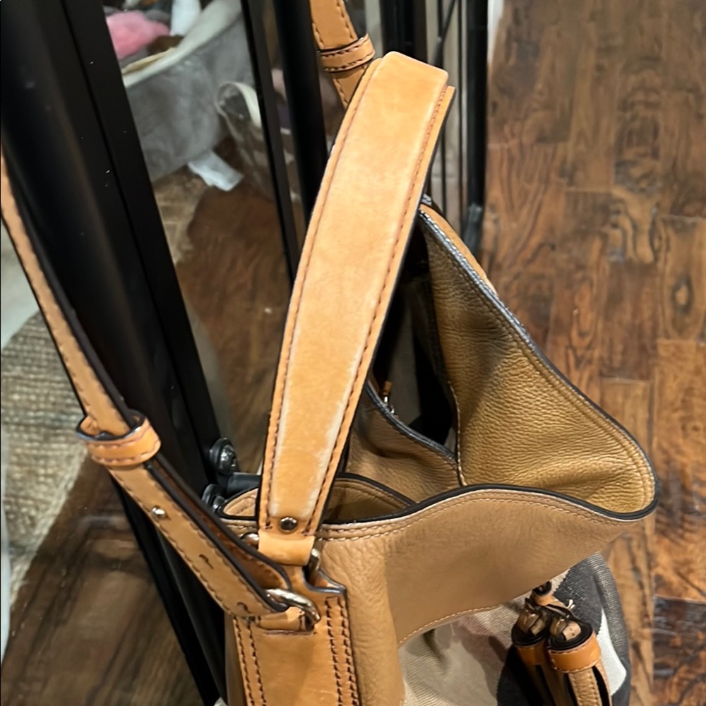 Burberry Grainy Calfskin Canvas Mega Check Medium Ashley Tassel - Picture 3 of 7